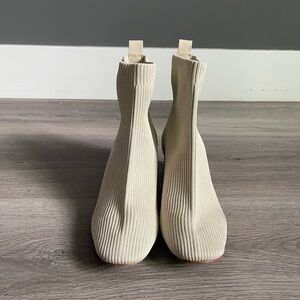 Everlane Cream Stretch Rib Sock Boots | Size 8.5